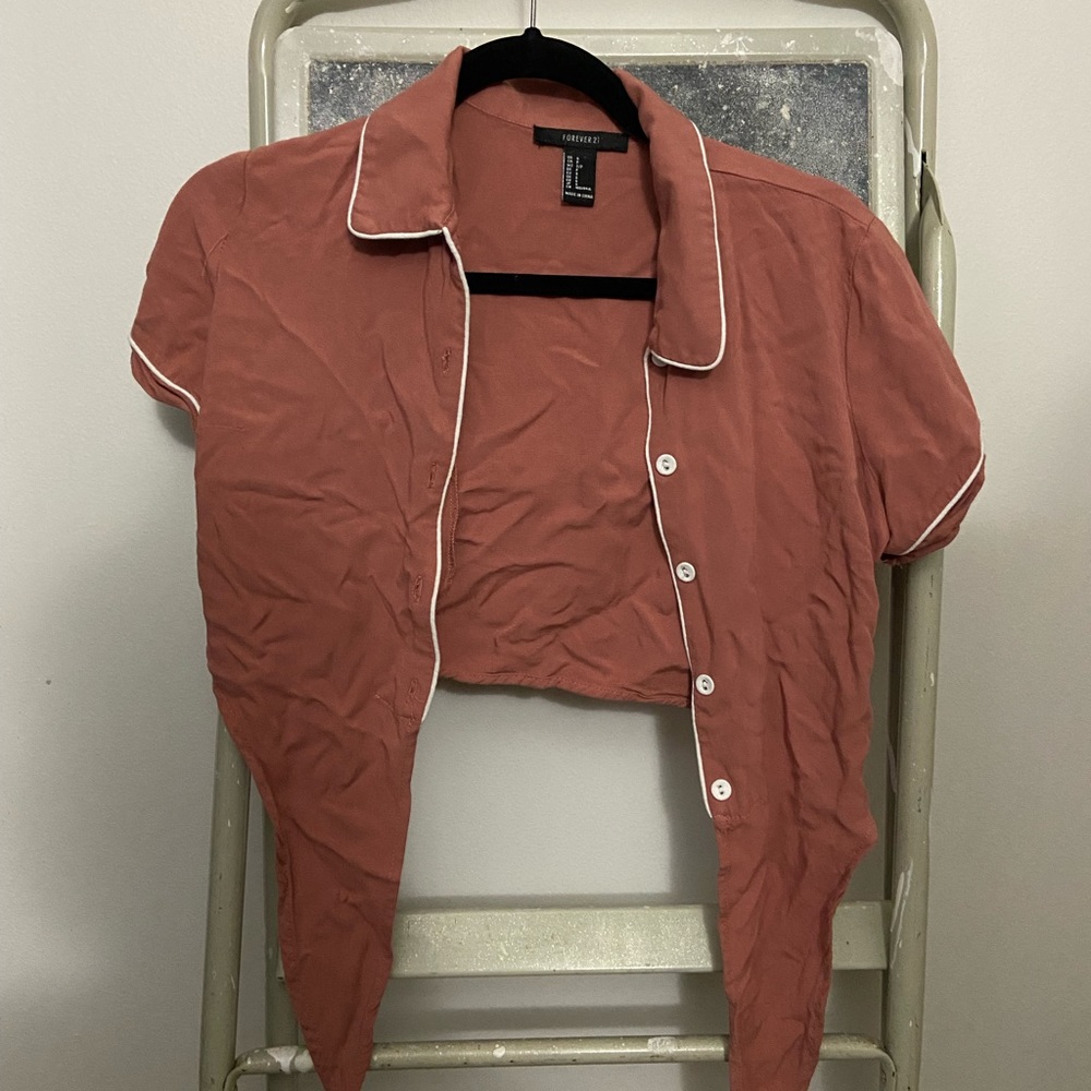 Forever 21, Pink Button Up Tied Crop Top, Small